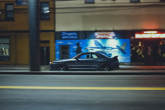 JDM Night Run: Sam’s R32 GT-R Skyline in Action.