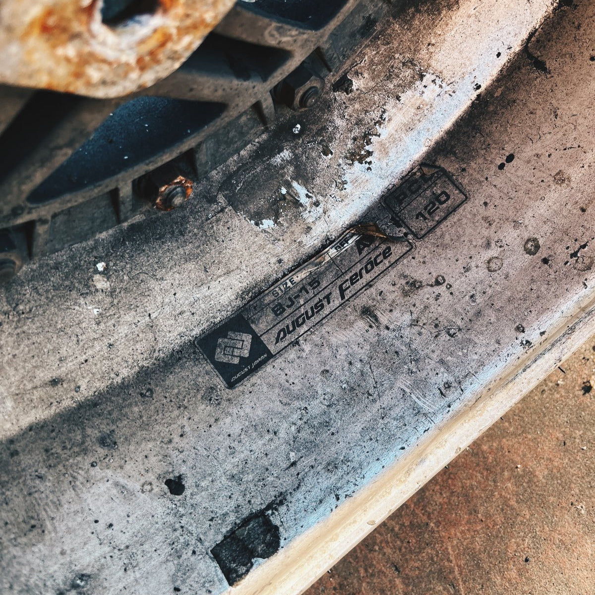 5H August Feroce 15” 8J -15mm (Set)