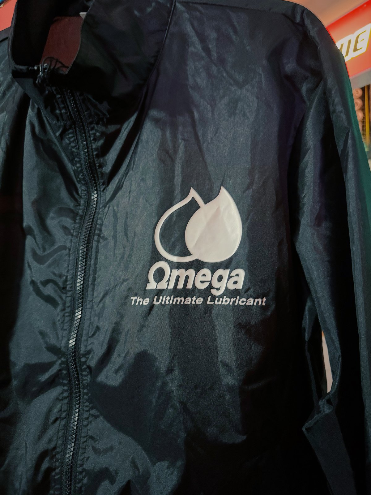 OMEGA Oil Glossy Windbreaker (Medium)