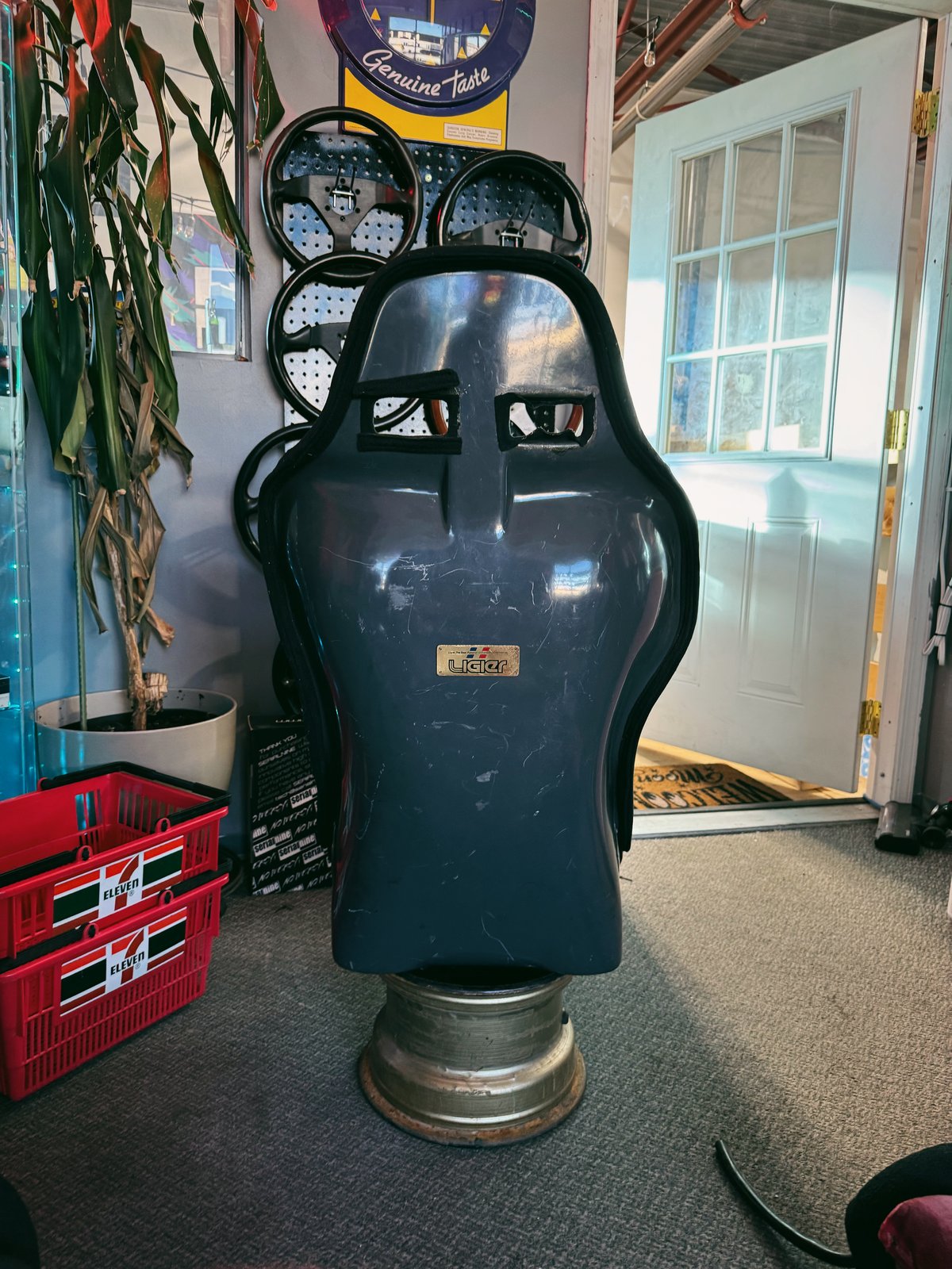 Ligier G-Hold Black Seat