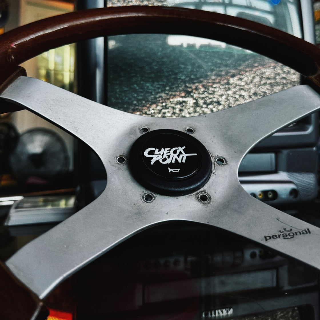 CHECKPOINT Classic Logo Horn Button